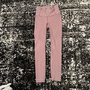 25” mauve lululemon leggings